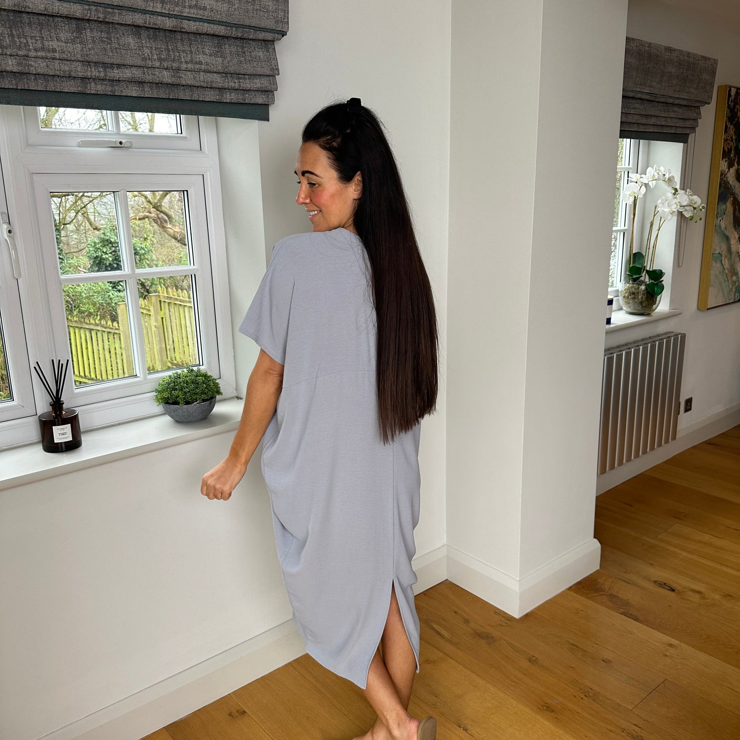 TANYA - V-NECK MAXI DRESS