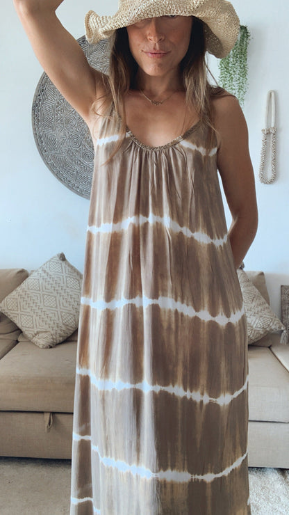 CLARITA - SUMMER SHORELINE BEIGE DRESS