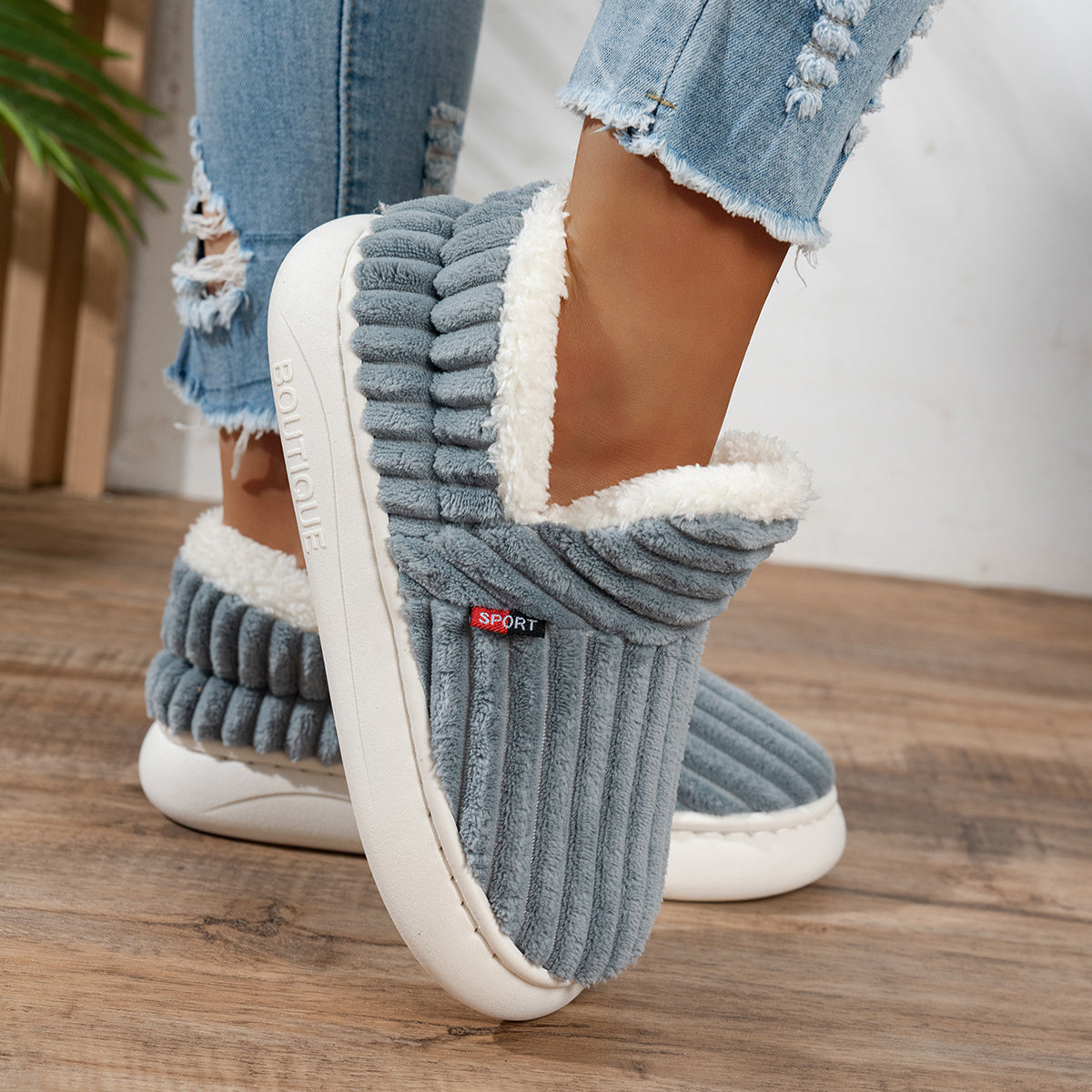 AIFA - COZY WINTER SLIPPERS