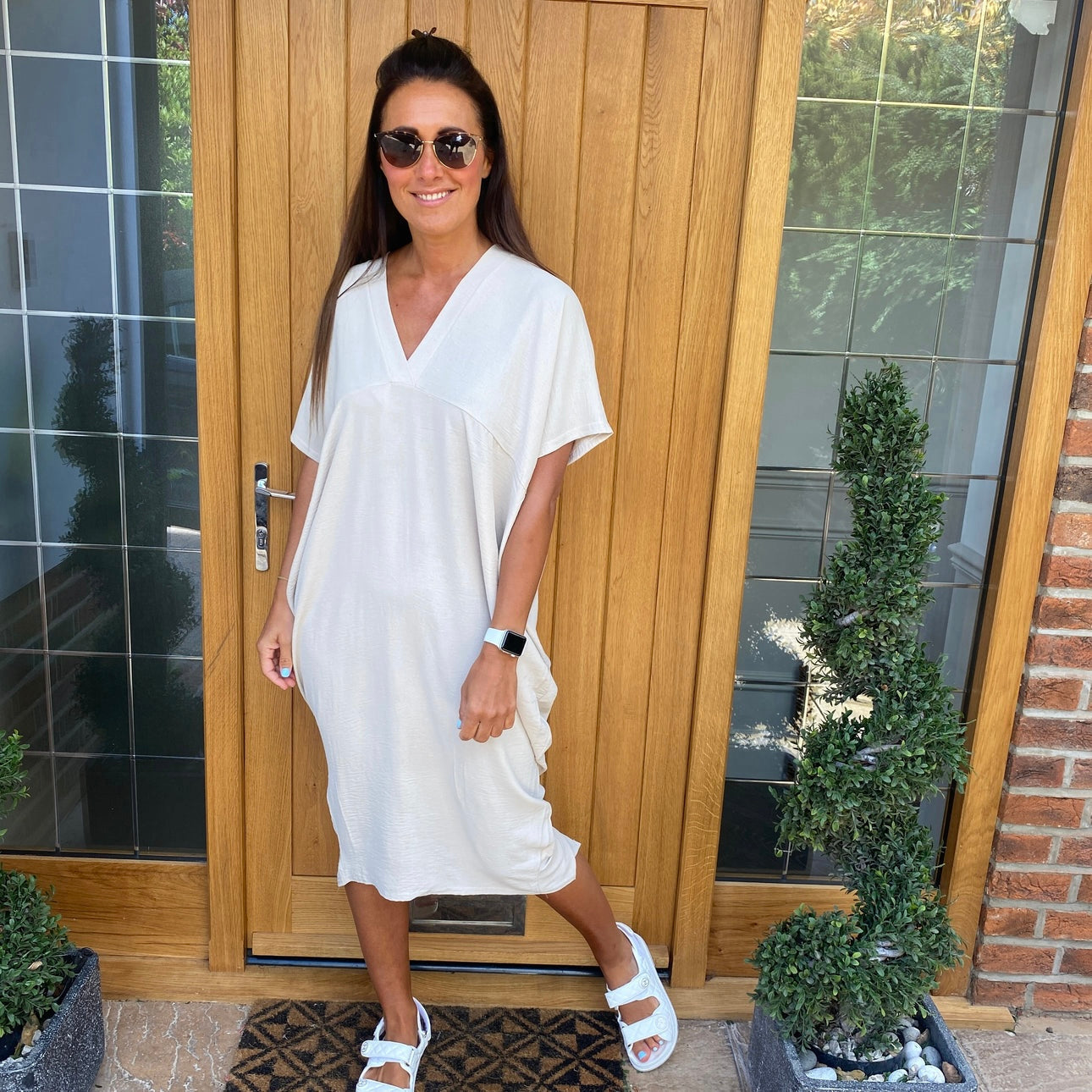 TANYA - V-NECK MAXI DRESS