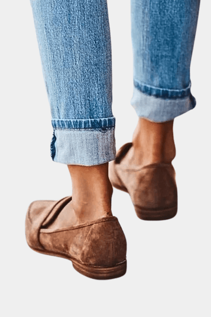 AMIA – STYLISHLY SMART WOMEN’S LOAFERS