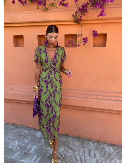 Amy - Sophisticated Summer Dress