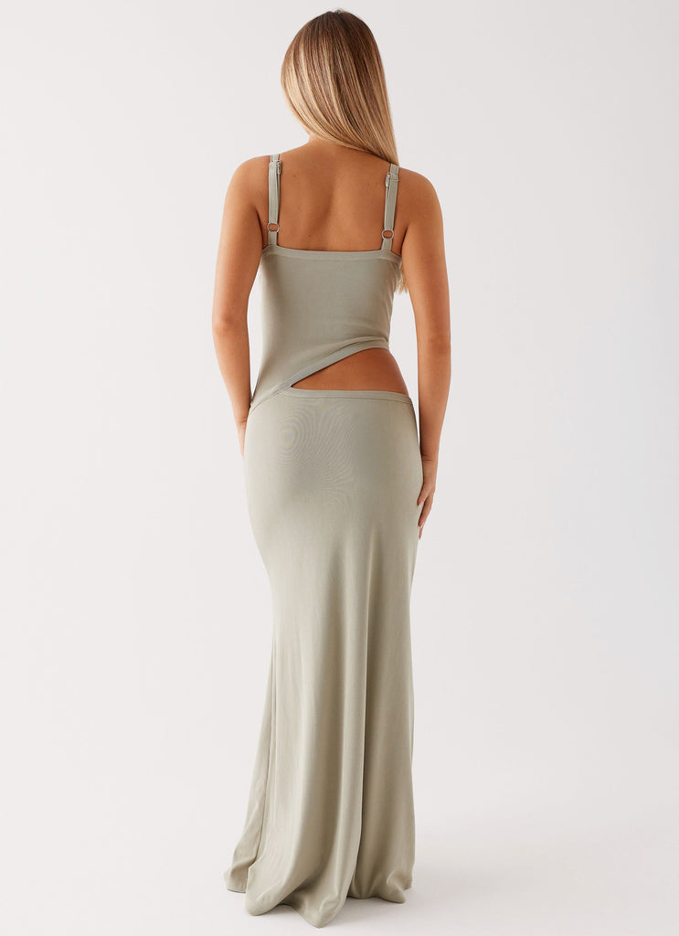 AVERNDALE - EFFORTLESS REFINED MAXI DRESS