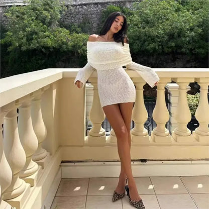 AUDREY - CHIC AND CHARMING MINI DRESS