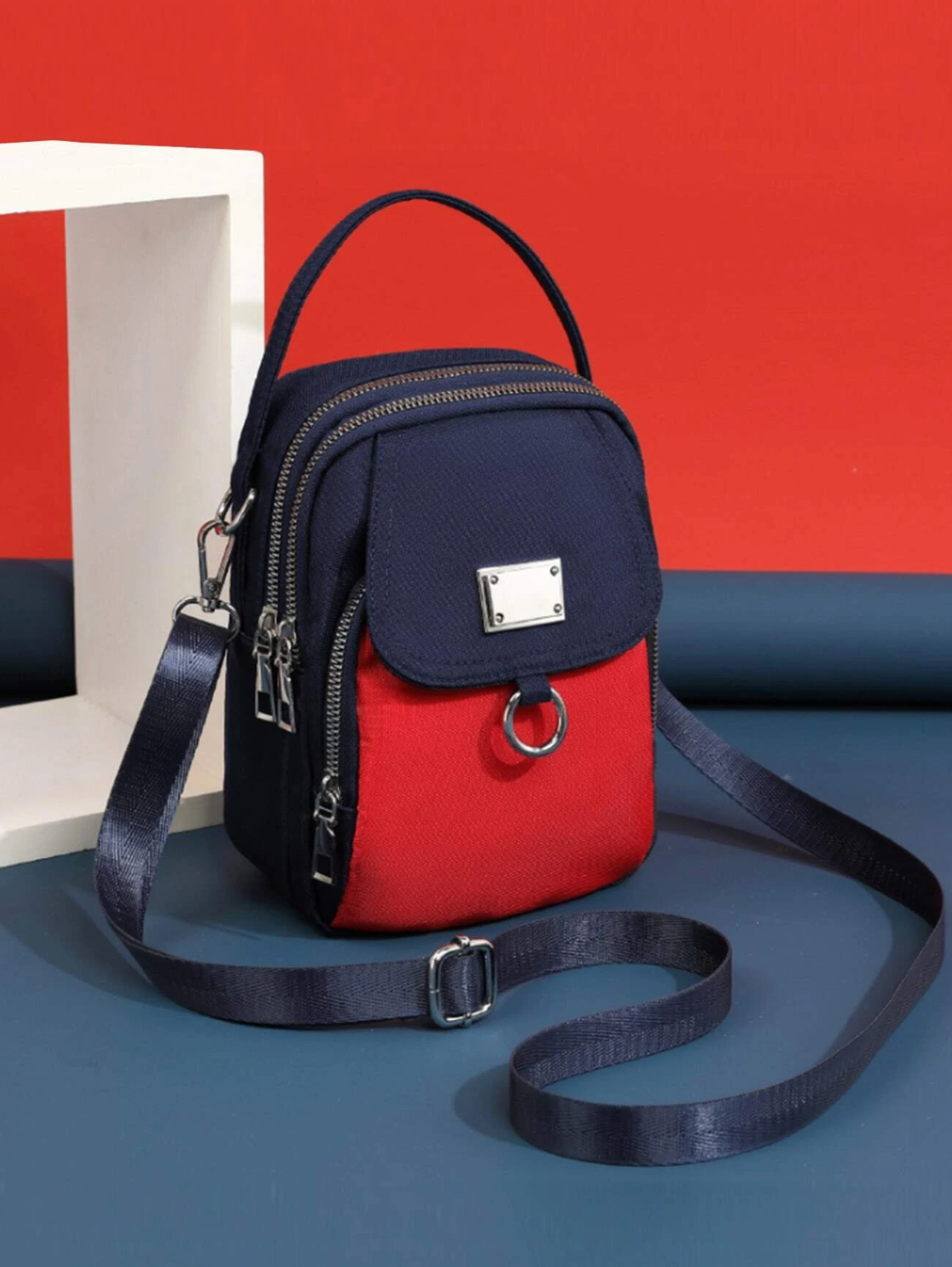 ASPEN - ALL ESSENTIALS SHOULDER BAG