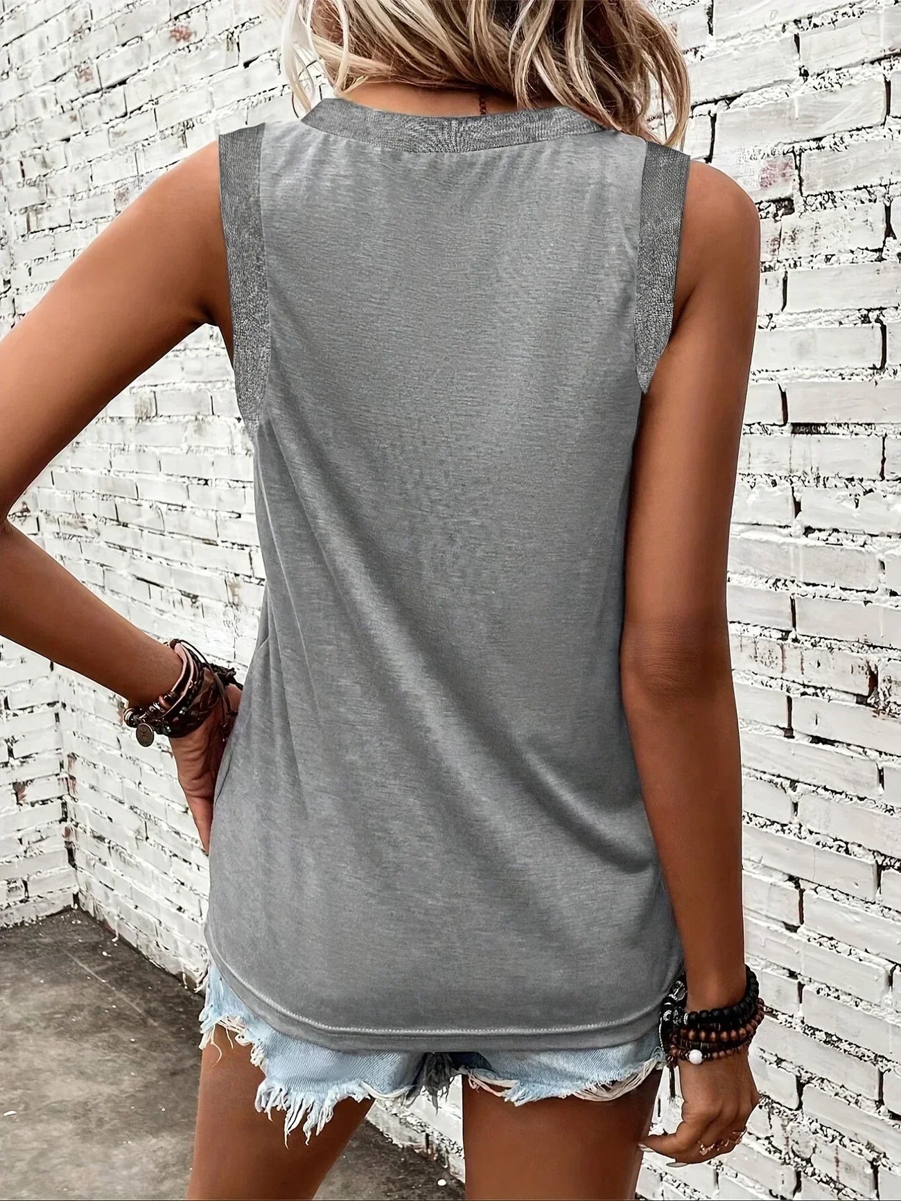 ARCADIA - AIRY V-NECK SLEEVELESS BLOUSE
