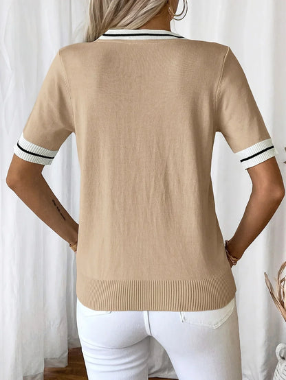 CLAUDE - COZY ELEGANCE V-NECK TOP