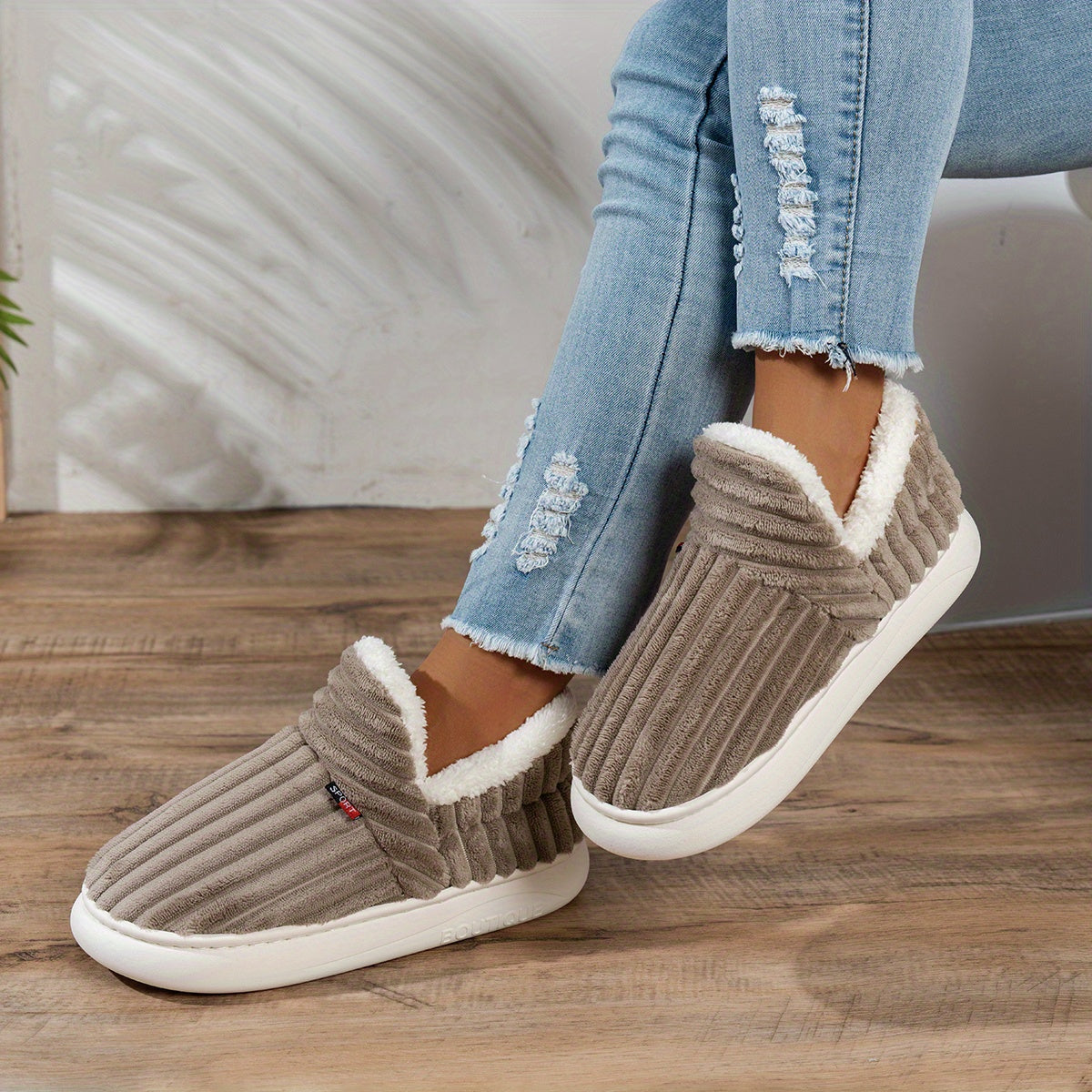 AIFA - COZY WINTER SLIPPERS