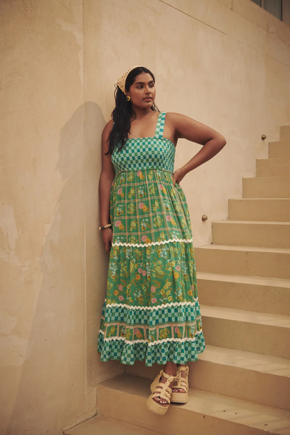 Pola - Green floral print vacation Maxi Dress