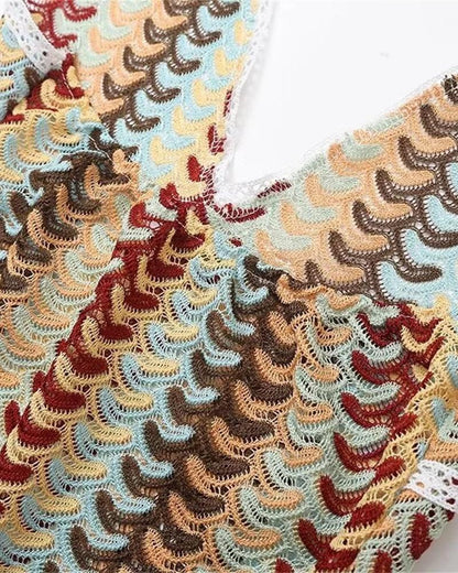 Andie - Chic V-Neck Dress