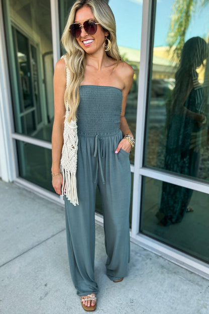 DESTINY - EFFORTLESS STYLE SMOCKED JUMPSUIT