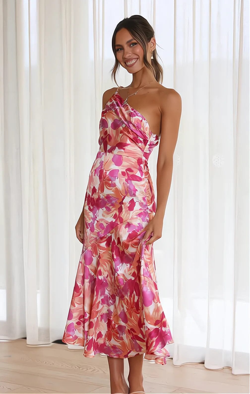 MALIAH - FLOWY &  DASHING STATEMENT DRESS