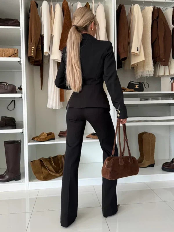 MAJA - EMPOWERED WOMAN STATEMENT SUIT